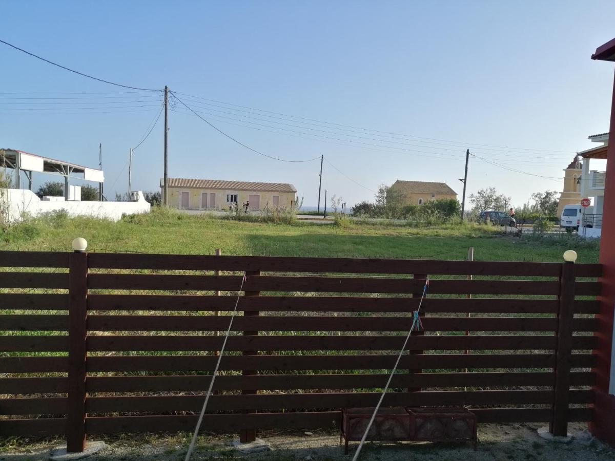 Vila. Dionysos Агиос Георгиос Екстериор снимка